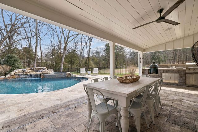 2151 Hillsboro Valley Rd, Brentwood, TN 37027