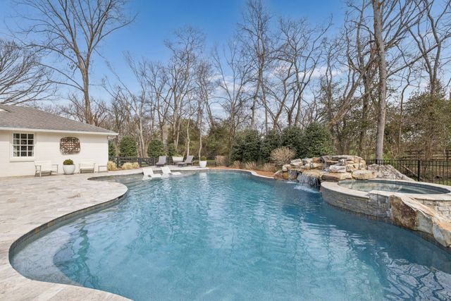 2151 Hillsboro Valley Rd, Brentwood, TN 37027