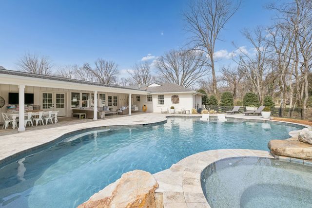 2151 Hillsboro Valley Rd, Brentwood, TN 37027