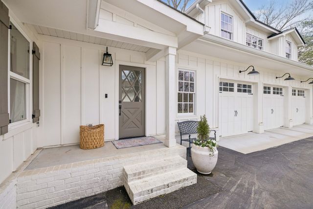 2151 Hillsboro Valley Rd, Brentwood, TN 37027