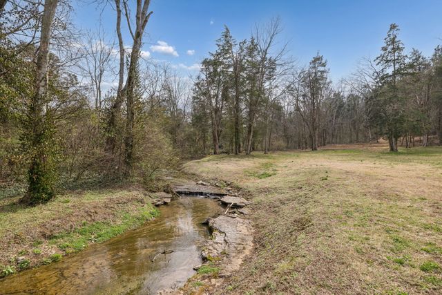 2151 Hillsboro Valley Rd, Brentwood, TN 37027