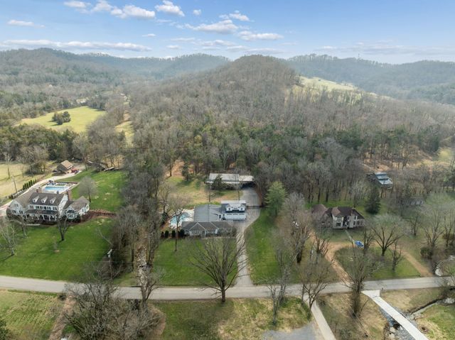 2151 Hillsboro Valley Rd, Brentwood, TN 37027