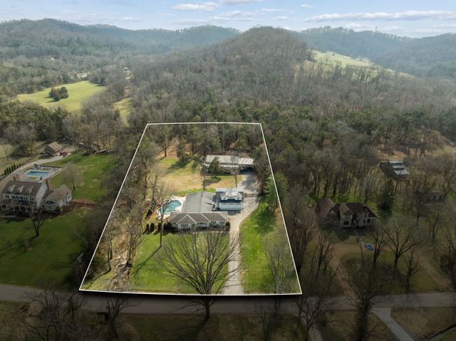 2151 Hillsboro Valley Rd, Brentwood, TN 37027
