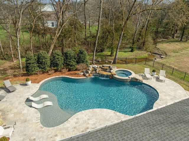 2151 Hillsboro Valley Rd, Brentwood, TN 37027