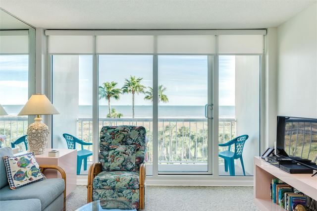 1401 E Beach Drive 212, Galveston, TX 77550