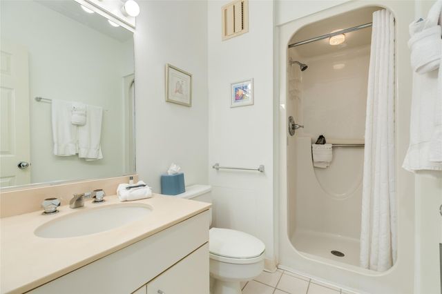 1401 E Beach Drive 212, Galveston, TX 77550