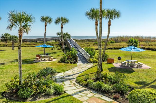 1401 E Beach Drive 212, Galveston, TX 77550