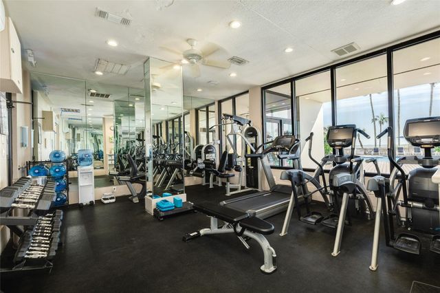 1401 E Beach Drive 212, Galveston, TX 77550