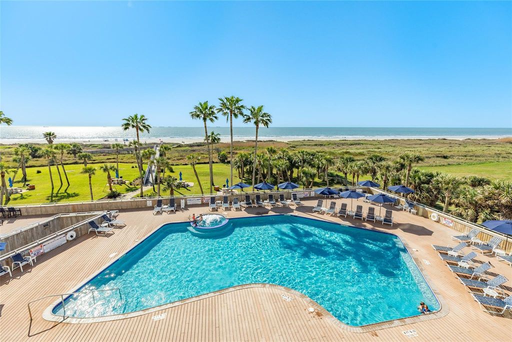 1401 E Beach Drive 212, Galveston, TX 77550