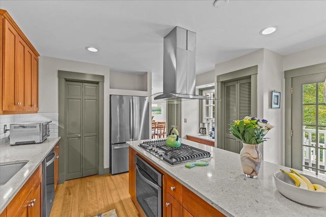 15 Essex Highlands, Essex, VT 05452