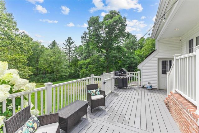 15 Essex Highlands, Essex, VT 05452