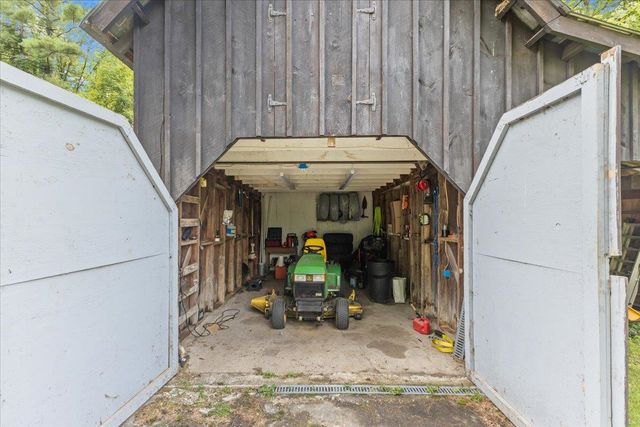 15 Essex Highlands, Essex, VT 05452