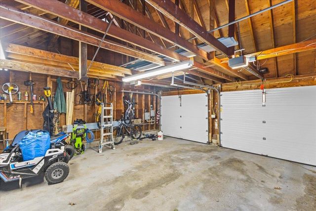 15 Essex Highlands, Essex, VT 05452