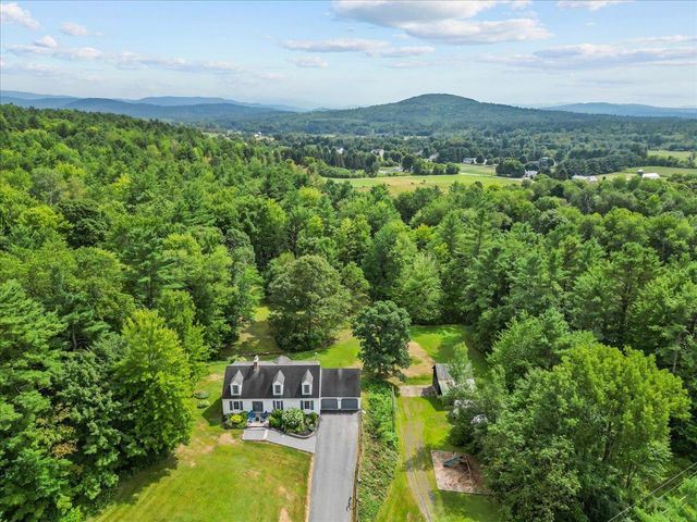 15 Essex Highlands, Essex, VT 05452