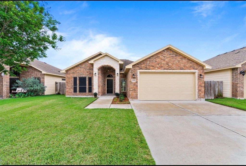 2310 Gilmour Ave, Corpus Christi, TX 78414