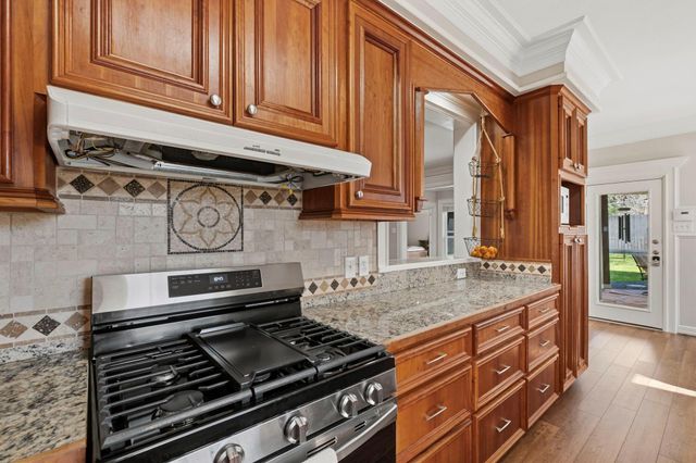 20322 Cembra Walk, Spring, TX 77379