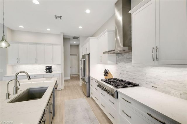 19130 Wildblue BLVD, Fort Myers, FL 33913