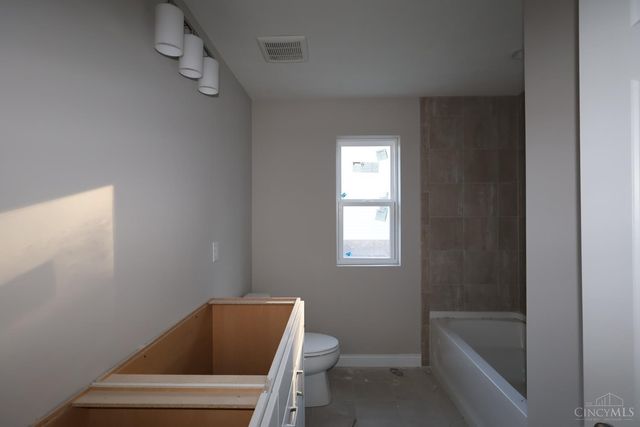 385 Glen Abbey Lane, Hamilton Twp, OH 45039