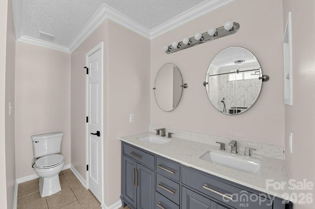 9210 Rotherham Lane, Charlotte, NC 28216