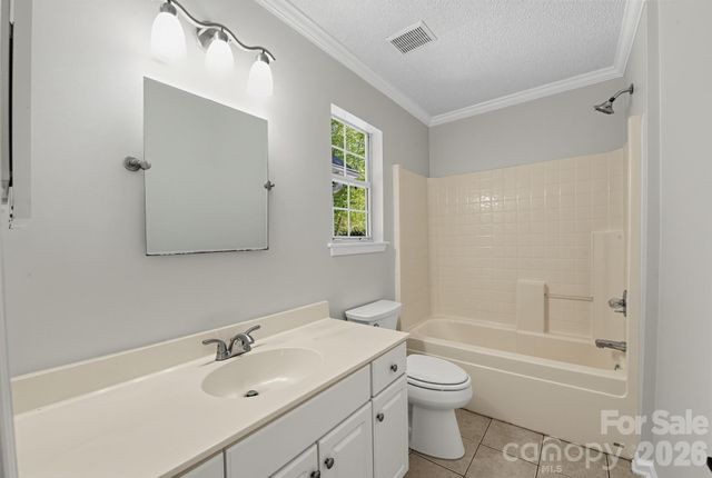 9210 Rotherham Lane, Charlotte, NC 28216