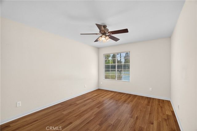 5520 Owensmouth Avenue 117, Woodland Hills, CA 91367