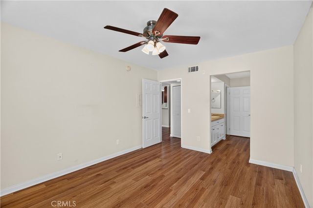 5520 Owensmouth Avenue 117, Woodland Hills, CA 91367