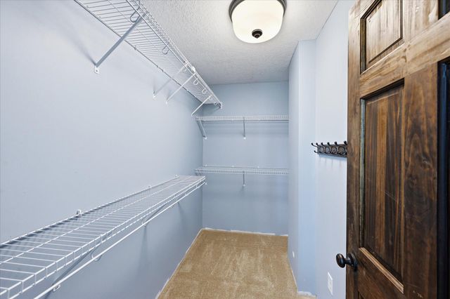 6519 106th Avenue N, Brooklyn Park, MN 55445