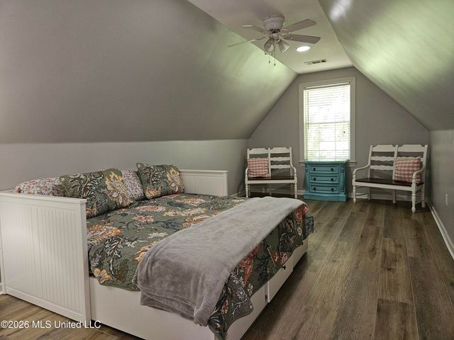 105 Mckinzie Cove, Hernando, MS 38632