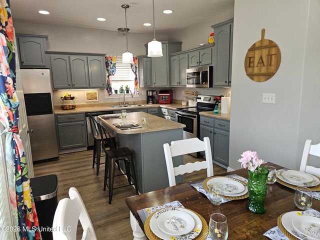 105 Mckinzie Cove, Hernando, MS 38632