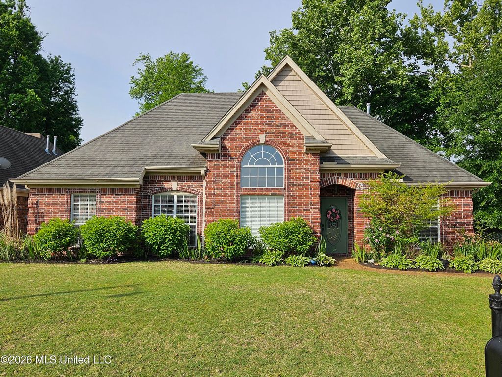 105 Mckinzie Cove, Hernando, MS 38632