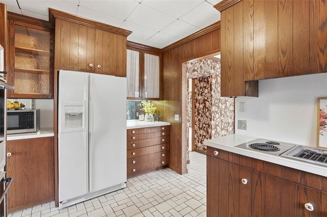 4430 Brownsville Rd, Whitehall, PA 15236