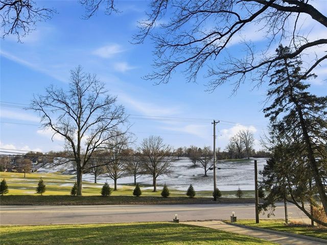 4430 Brownsville Rd, Whitehall, PA 15236