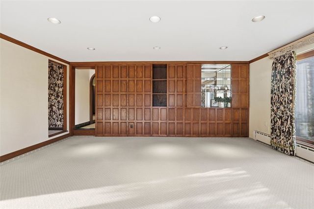 4430 Brownsville Rd, Whitehall, PA 15236