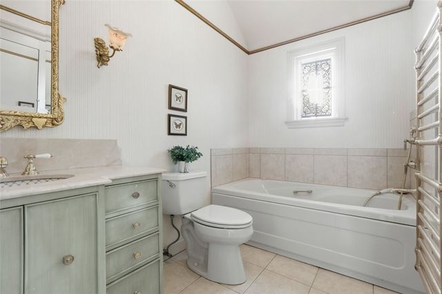 4430 Brownsville Rd, Whitehall, PA 15236