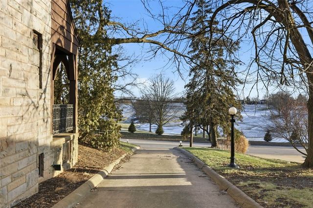 4430 Brownsville Rd, Whitehall, PA 15236