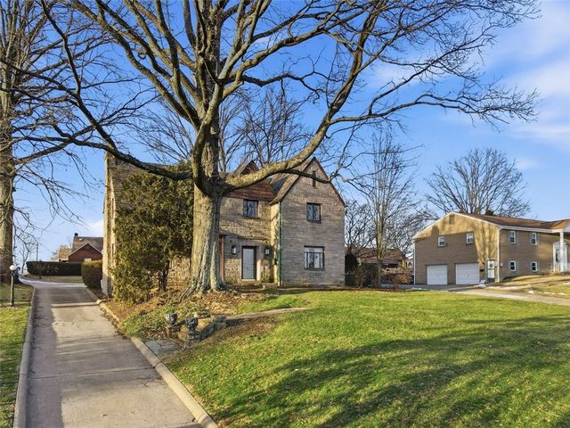 4430 Brownsville Rd, Whitehall, PA 15236