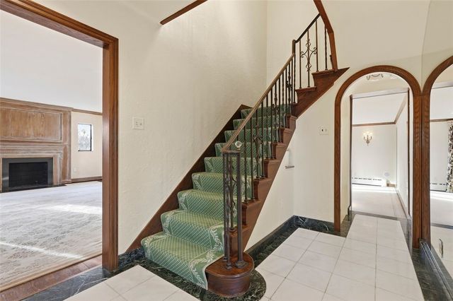 4430 Brownsville Rd, Whitehall, PA 15236