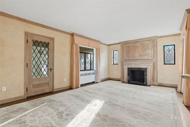 4430 Brownsville Rd, Whitehall, PA 15236