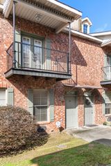 10600 Lakes Blvd #305, Baton Rouge, LA 70810