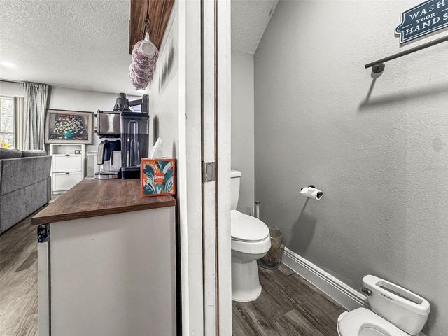 933 HAMILTON COURT, Palm Harbor, FL 34683