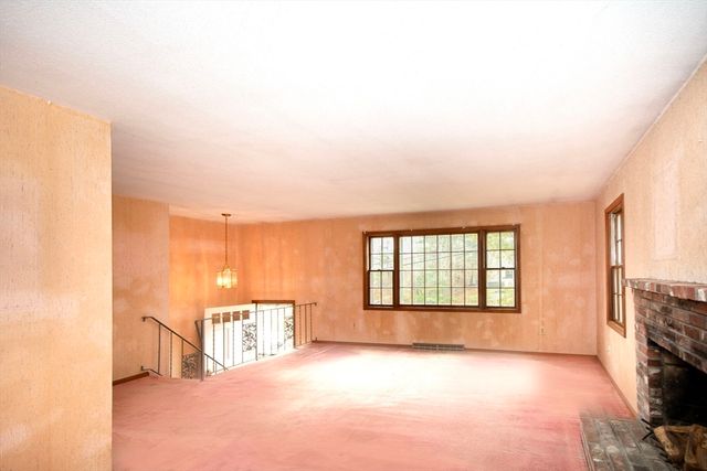 95 Blackmount Drive, Marshfield, MA 02050