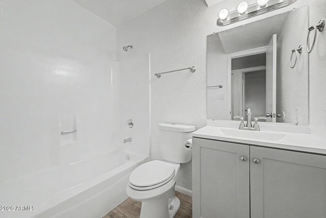 5984 N 48TH Avenue, Glendale, AZ 85301