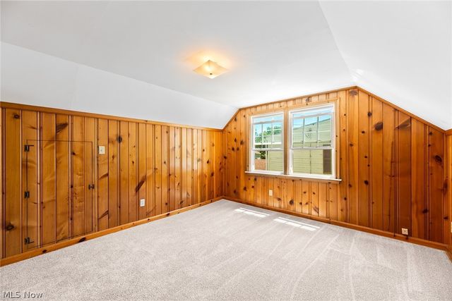 2585 25th Street, Cuyahoga Falls, OH 44223