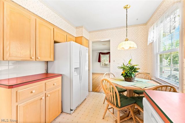 2585 25th Street, Cuyahoga Falls, OH 44223