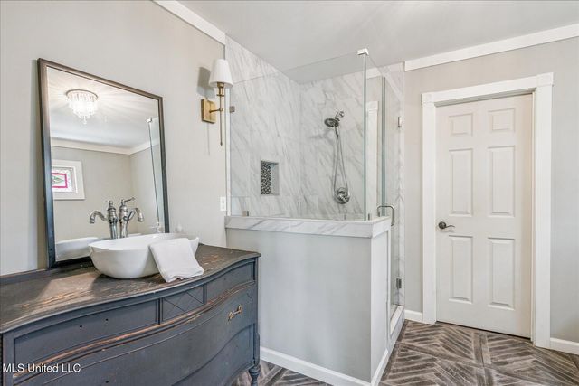 260 E College Avenue, Holly Springs, MS 38635