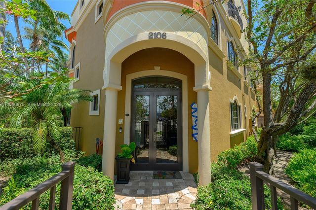 2106 SE 7th Street 2106, Pompano Beach, FL 33062