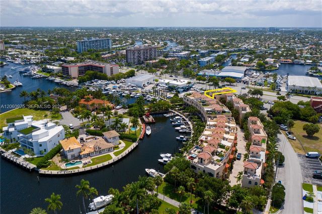 2106 SE 7th Street 2106, Pompano Beach, FL 33062