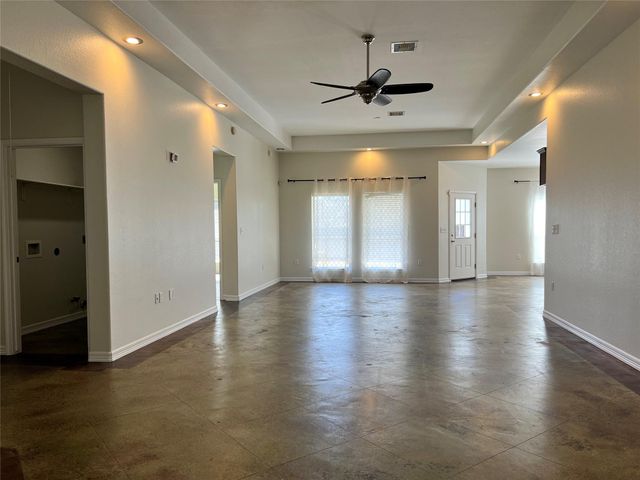 13354 Knollcrest Street, Houston, TX 77015