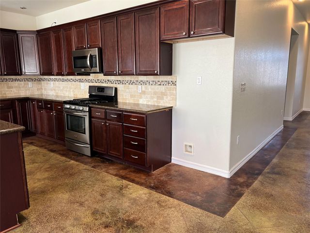 13354 Knollcrest Street, Houston, TX 77015