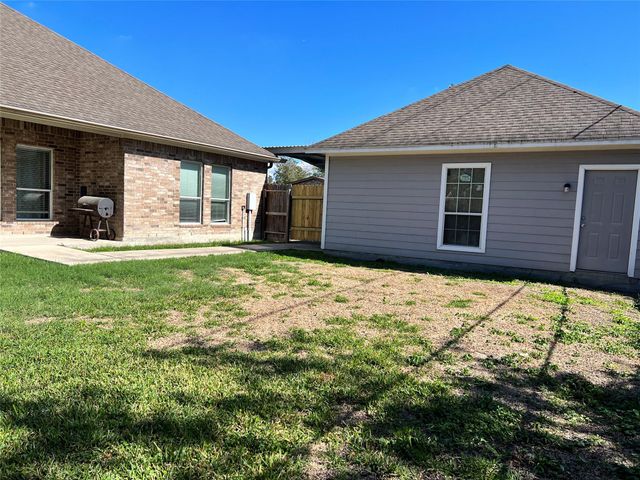13354 Knollcrest Street, Houston, TX 77015